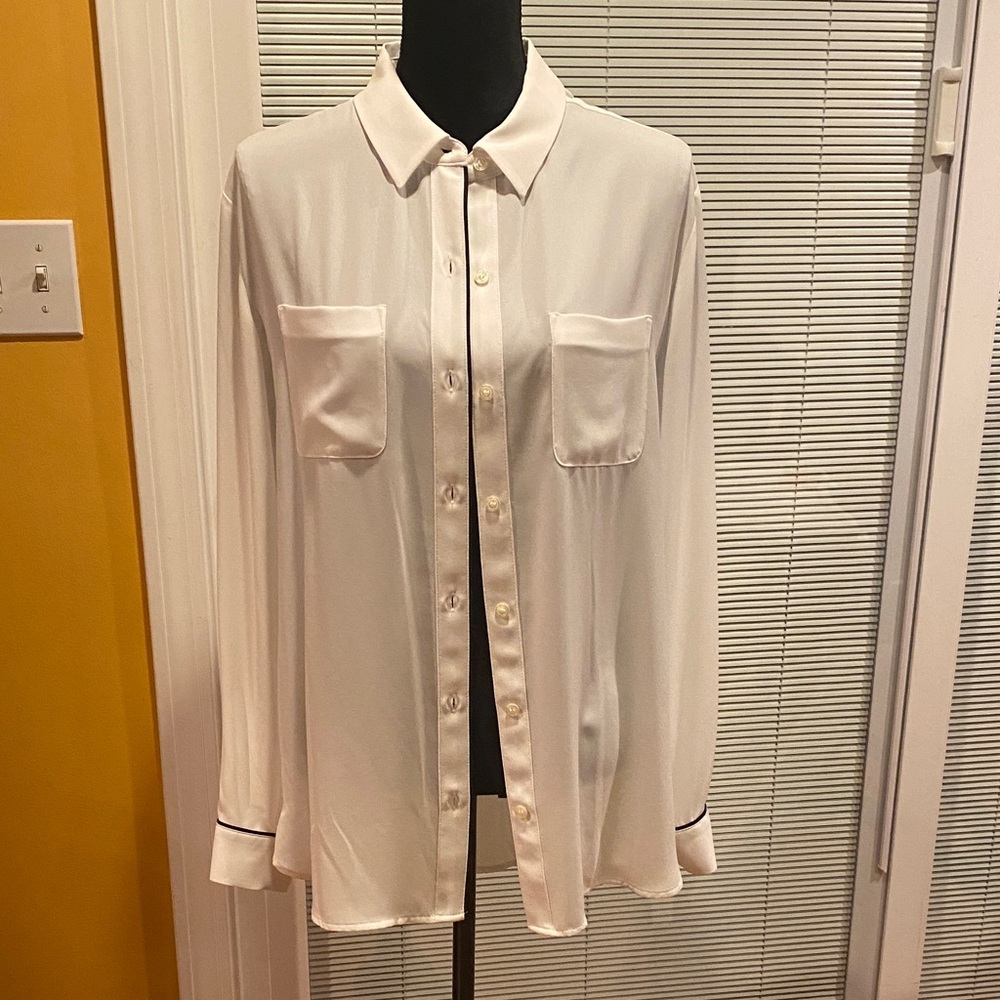 Lord & Taylor White Button-Up Blouse